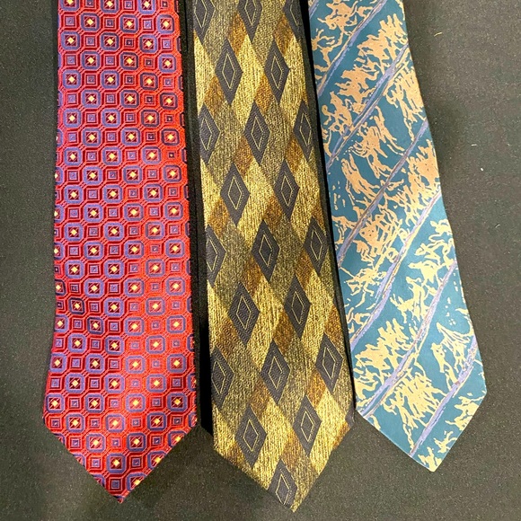 Other - Ties 100% silk